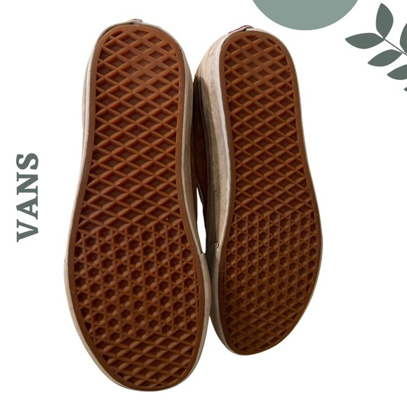 Vans Sk8-Hi Scotchgard Suede Boots | Women 9.5 - Picture 8 of 9